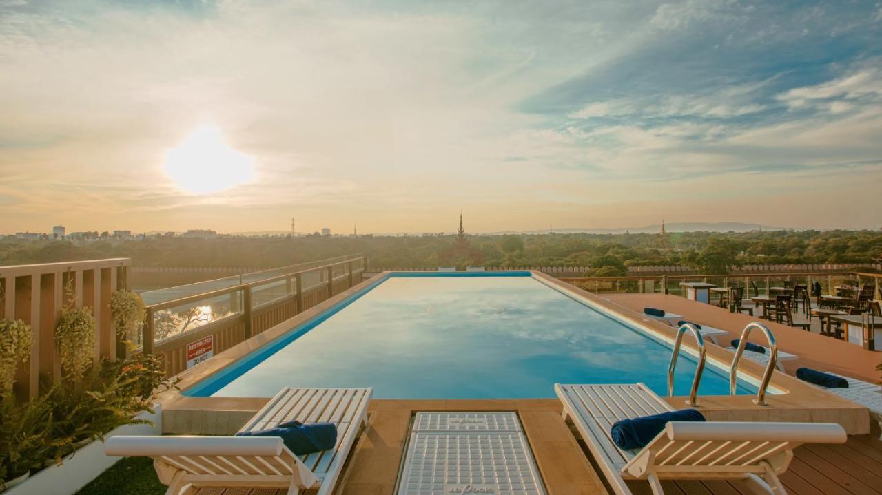 מנדלאי Sunset Palace View Suites מראה חיצוני תמונה