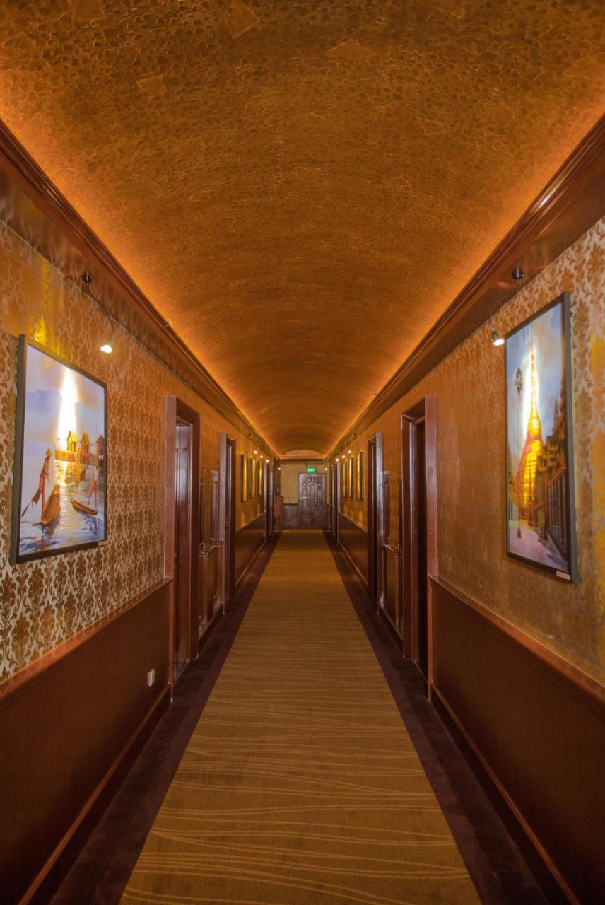 מנדלאי Sunset Palace View Suites מראה חיצוני תמונה